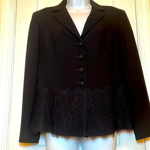 Tahari Lace Blazer Women’s 12 P  Dressy Event Jacket Shoulder Pads Black Classic